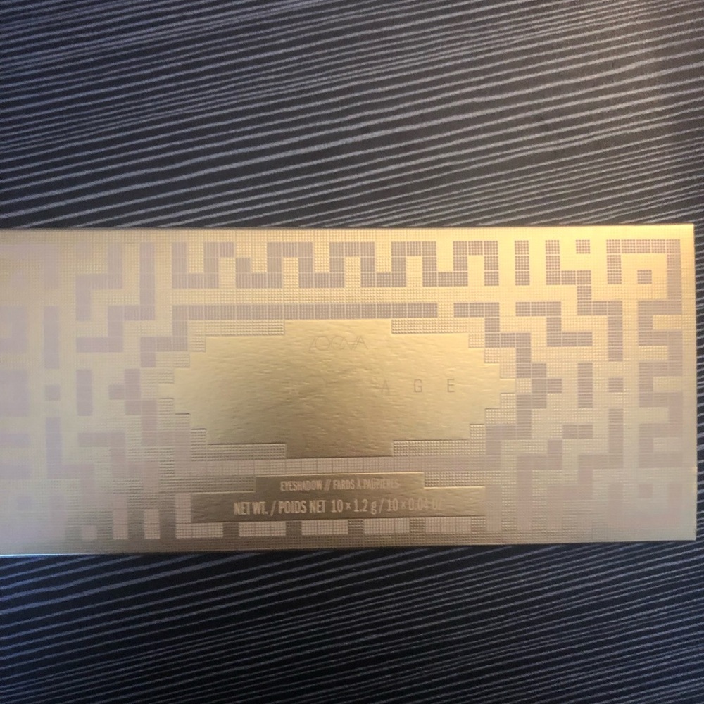Zoeva Hertitage Eyeshadow Palette